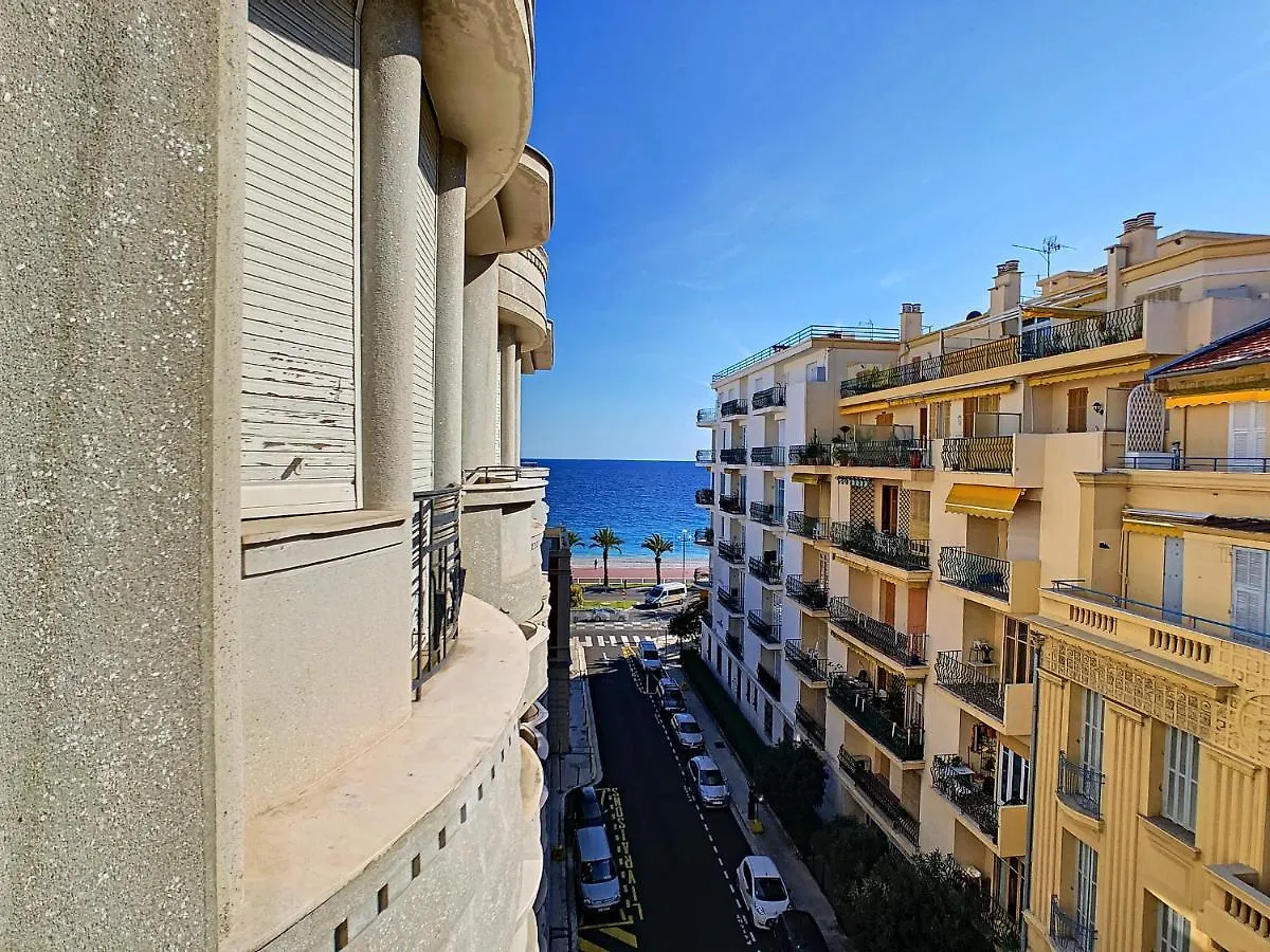 Nestor&Jeeves - Gloria Beach - Very Close Sea - Prestigious Building Nice Apartment