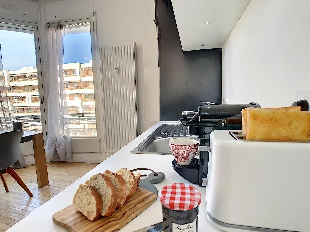 Nestor&Jeeves - Gloria Beach - Very Close Sea - Prestigious Building Nice 0*,
