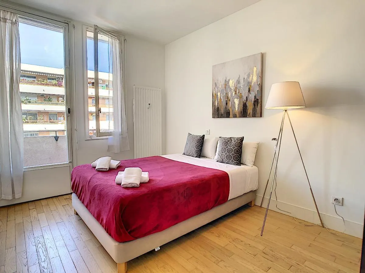 Apartment Nestor&Jeeves - Gloria Beach - Very Close Sea - Prestigious Building Nice France