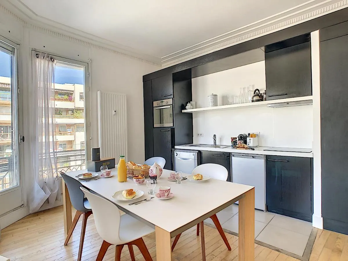 Apartment Nestor&Jeeves - Gloria Beach - Very Close Sea - Prestigious Building Nice